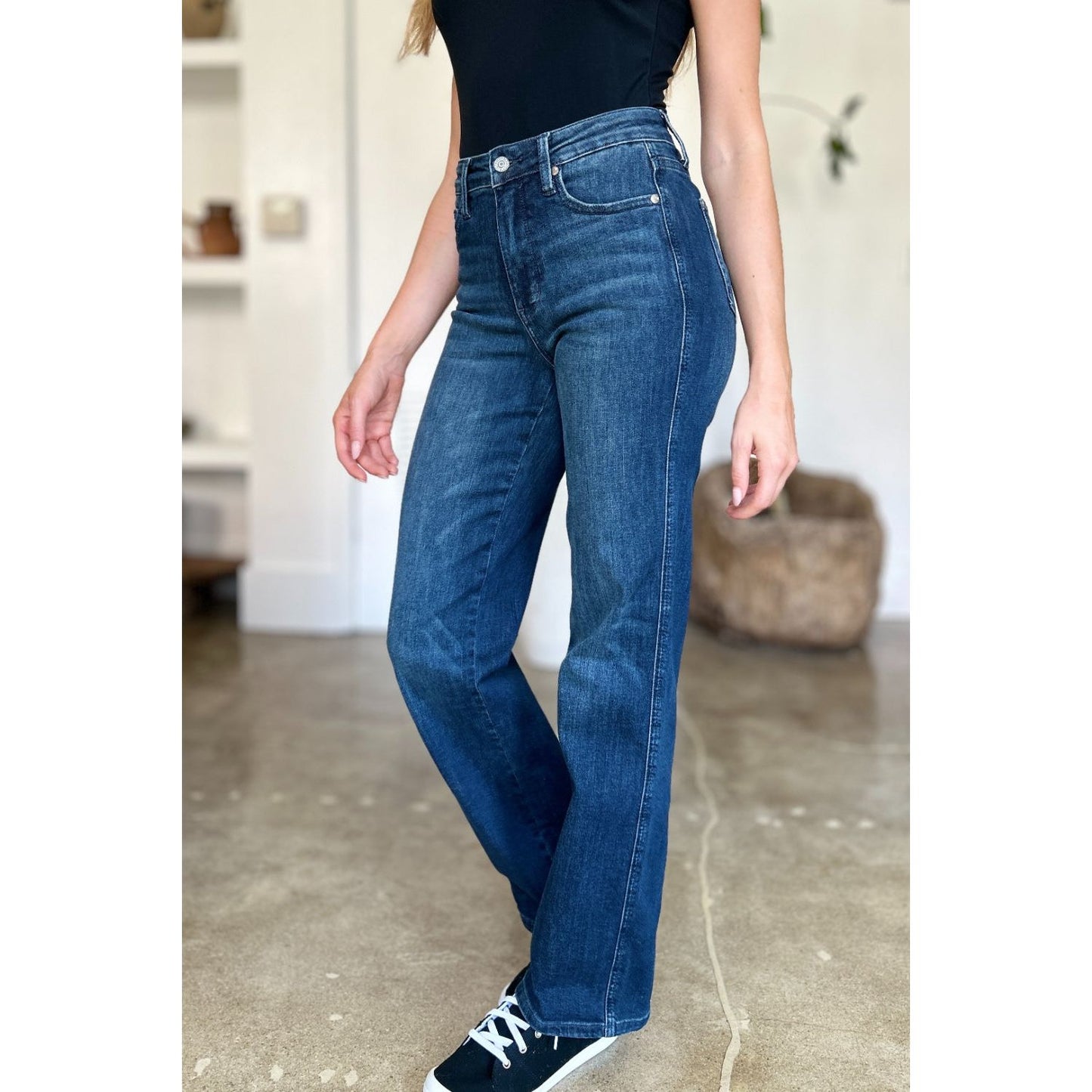 Judy Blue Full Size Tummy Control Straight Jeans