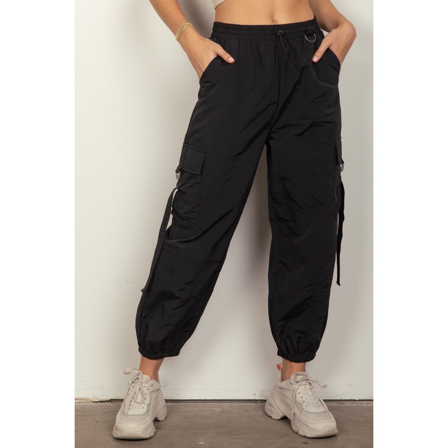 VERY J Elastic Waist Woven Cargo Pants