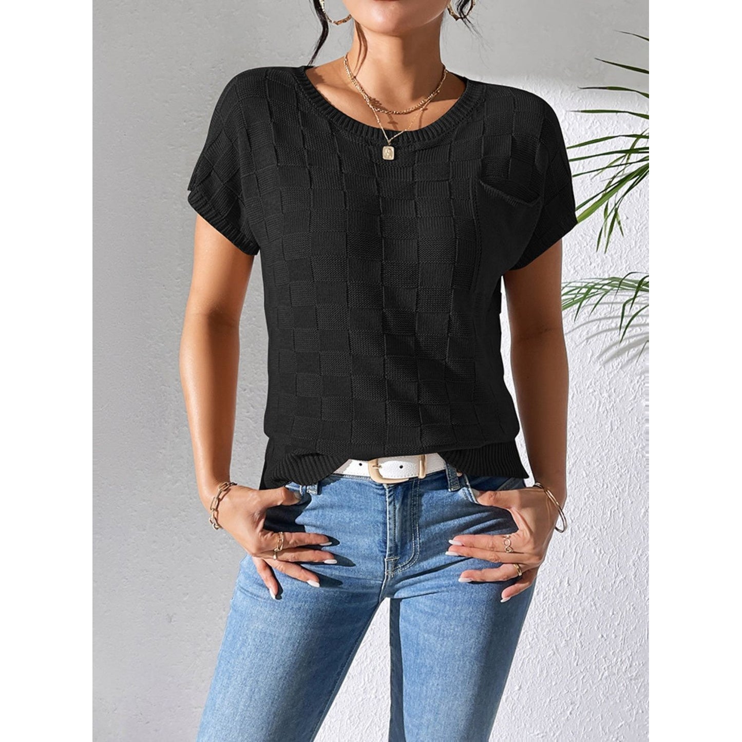 Round Neck Short Sleeve Knit Top