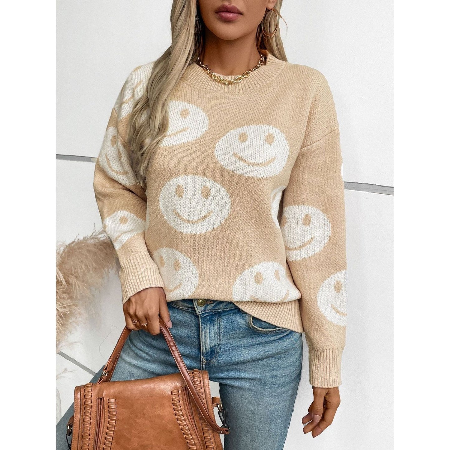 Smile Pattern Round Neck Long Sleeve Sweater