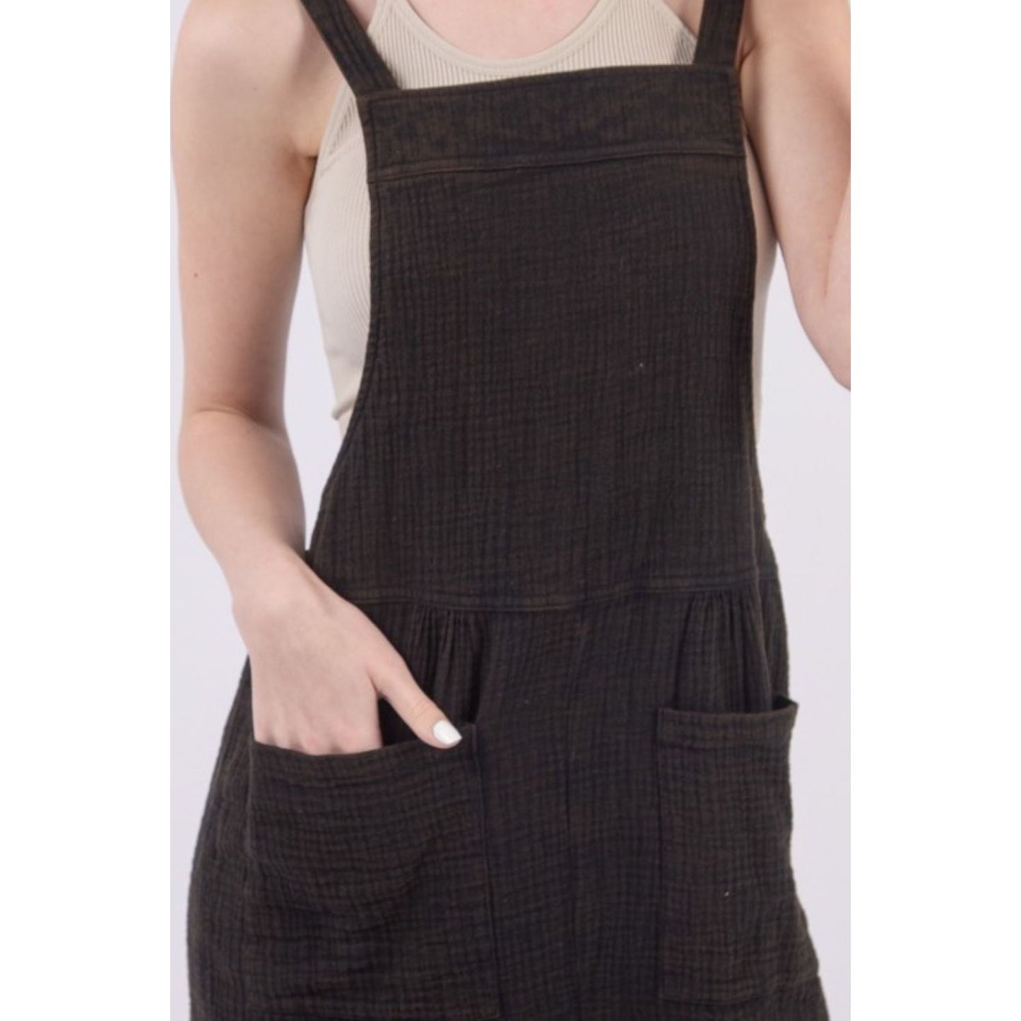 VERY J Sleeveless Double Gauze Overalls with Pockets