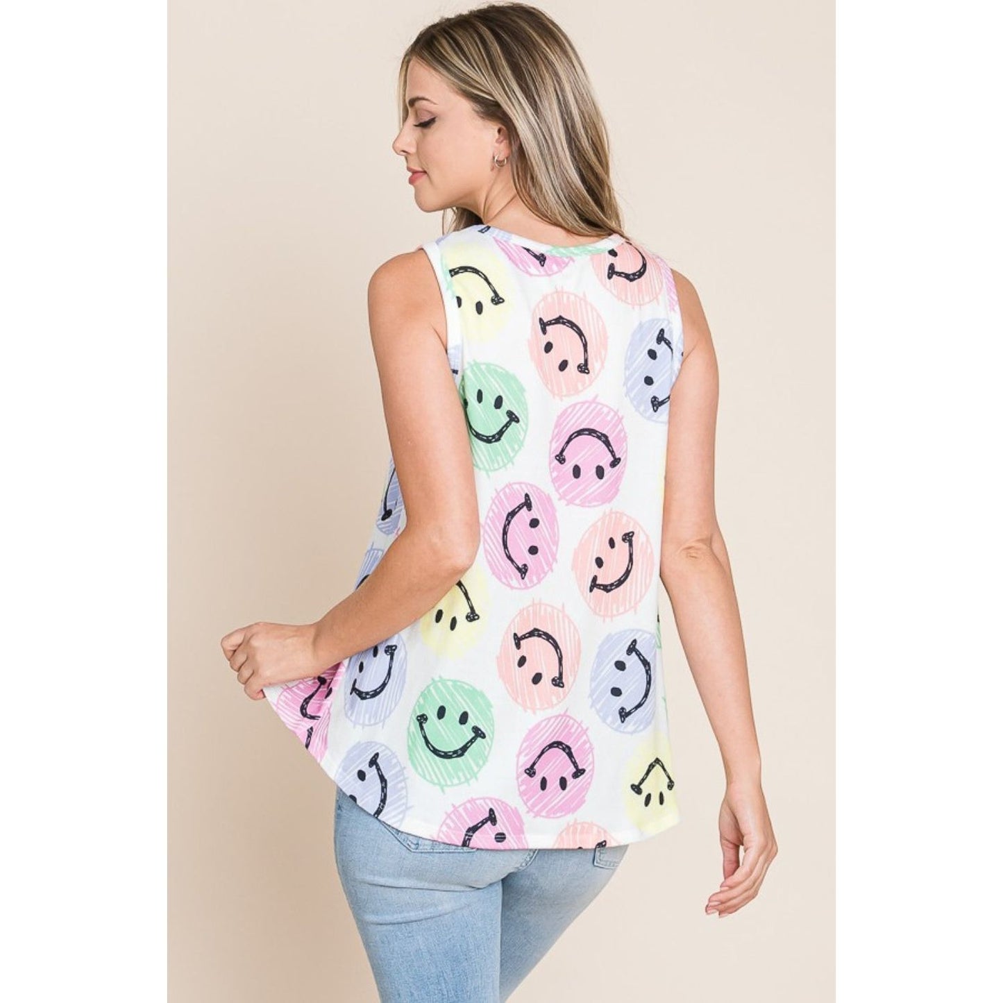 BOMBOM Smiley Face Round Neck Tank