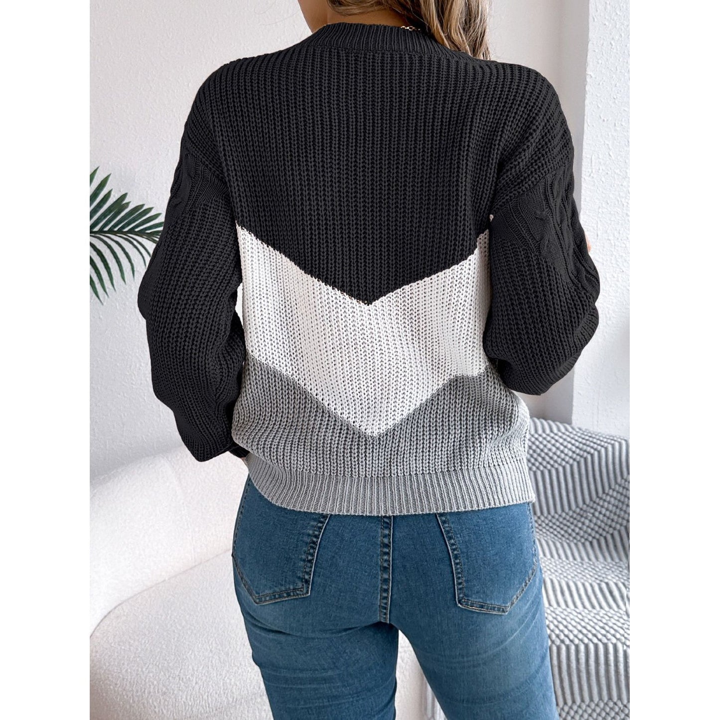 Cable-Knit Color Block Round Neck Sweater