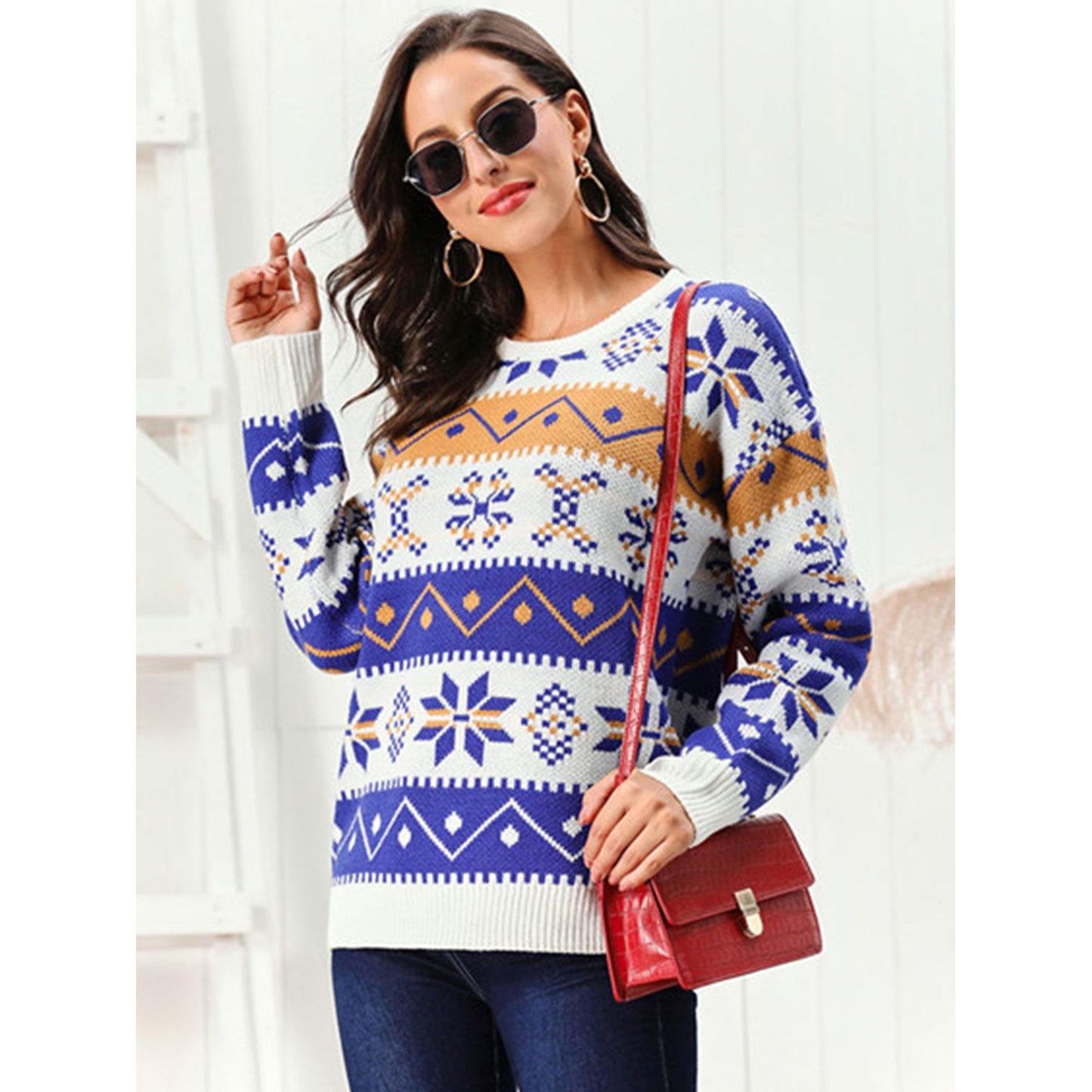 Snowflake Pattern Round Neck Sweater