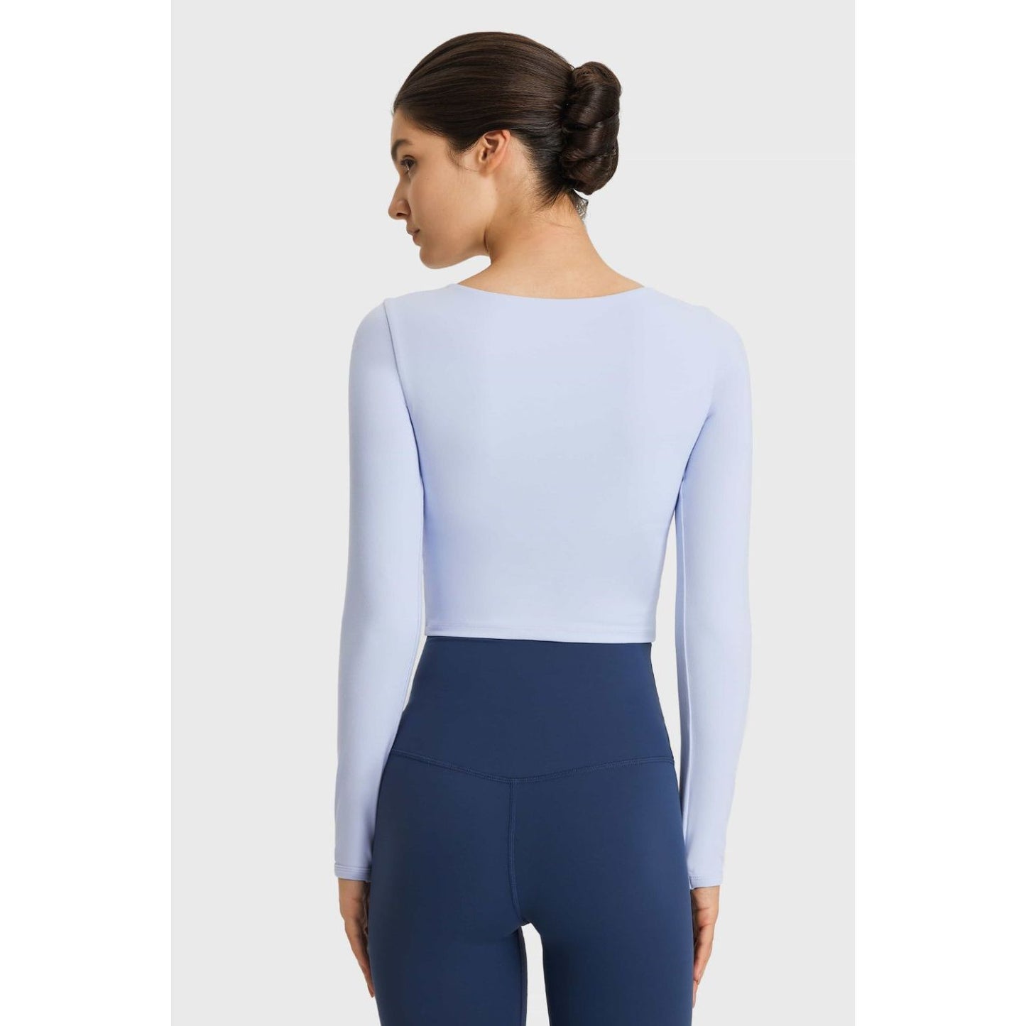 Cutout Long Sleeve Cropped Sports Top