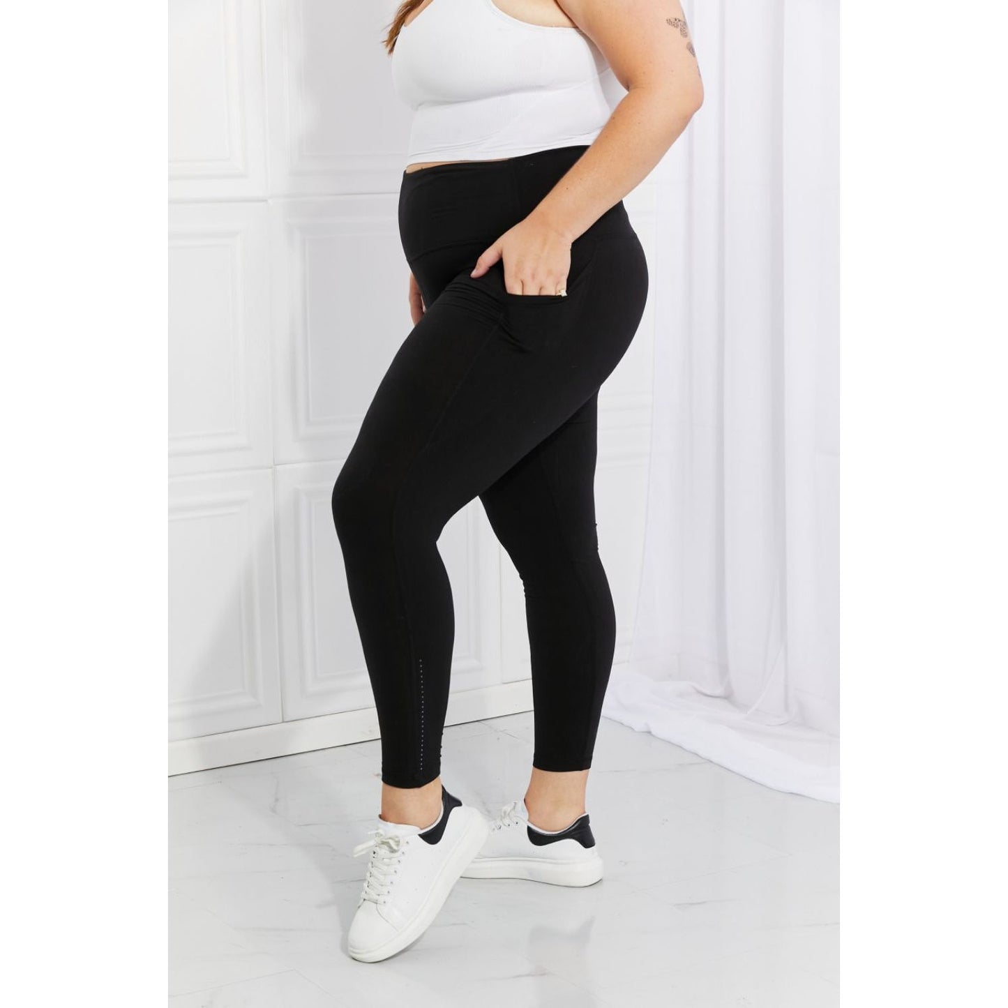 Leggings Depot Full Size Strengthen and Lengthen Reflective Dot Active Leggings