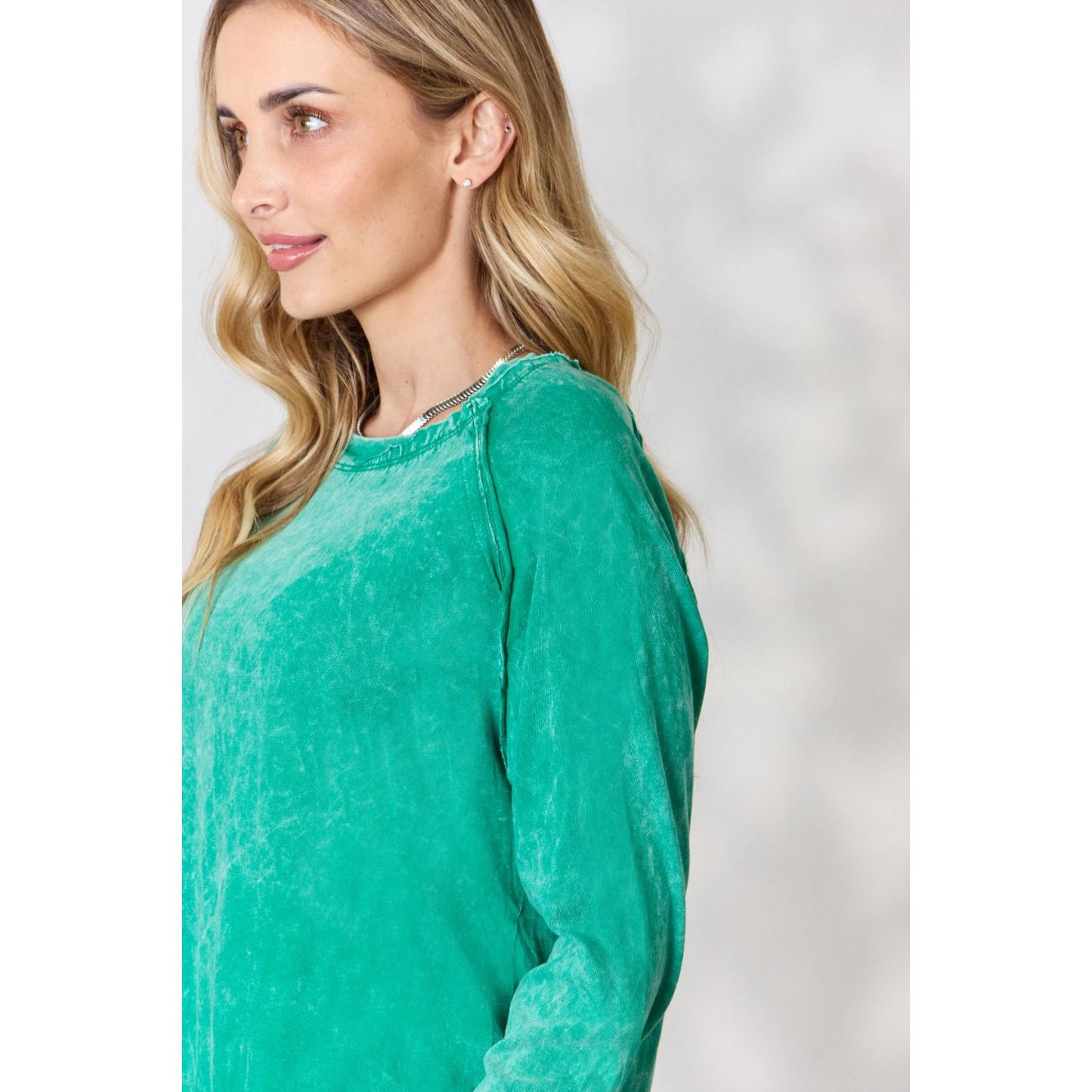 Zenana Round Neck Long Sleeve Top