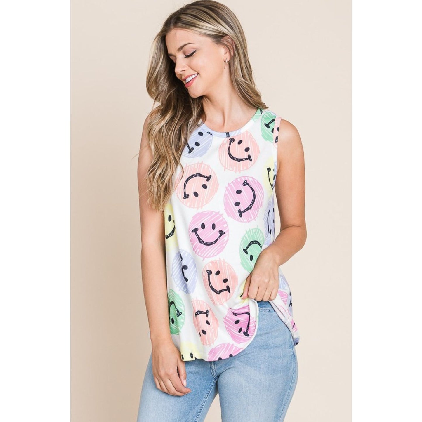 BOMBOM Smiley Face Round Neck Tank