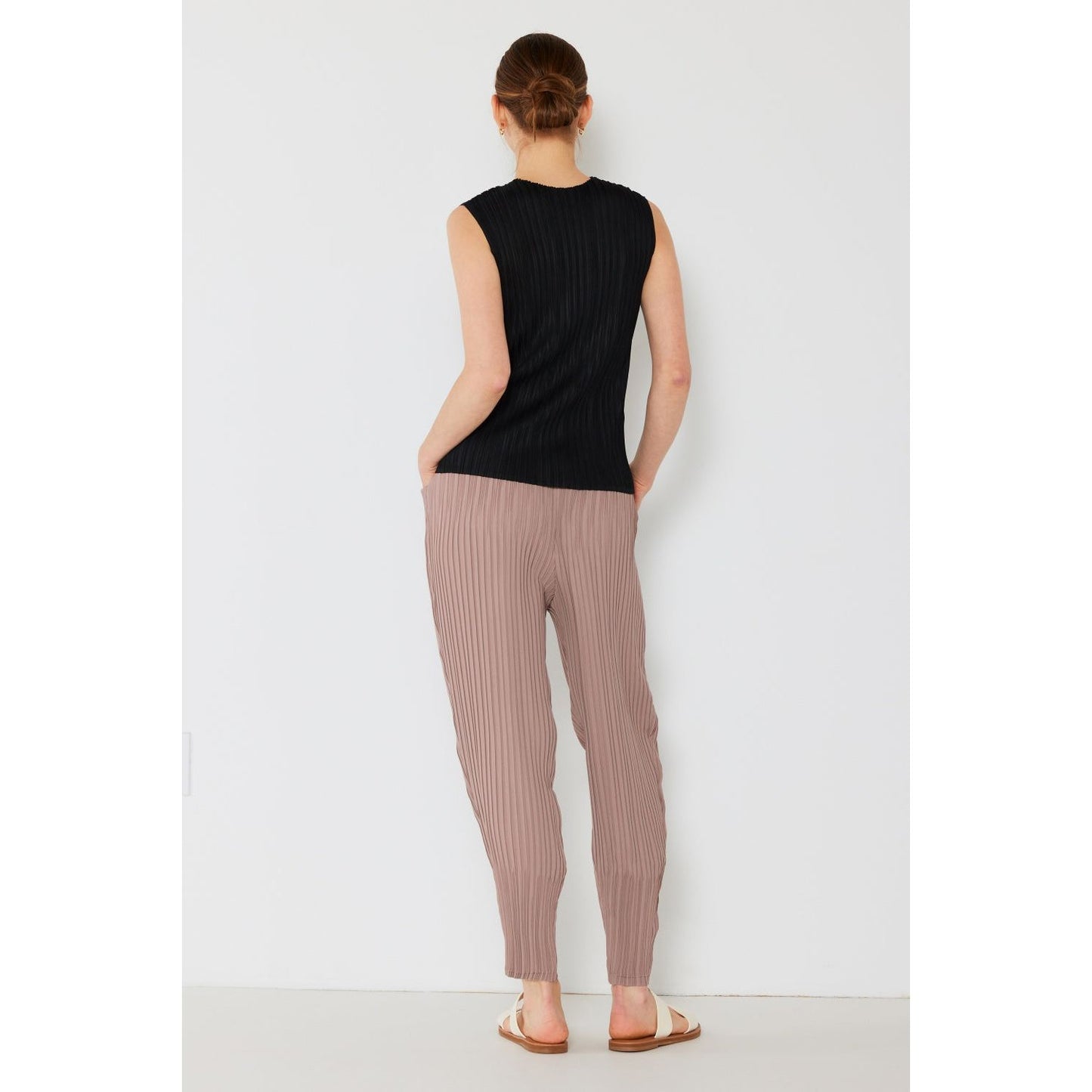 Marina West Swim Pleated Relaxed-Fit Slight Drop Crotch Jogger