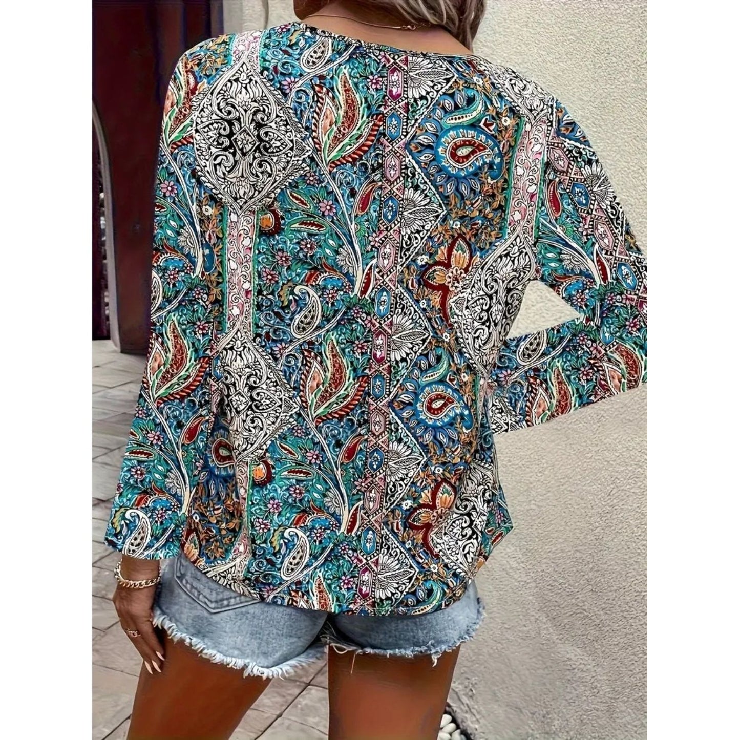 Printed V-Neck Long Sleeve Blouse