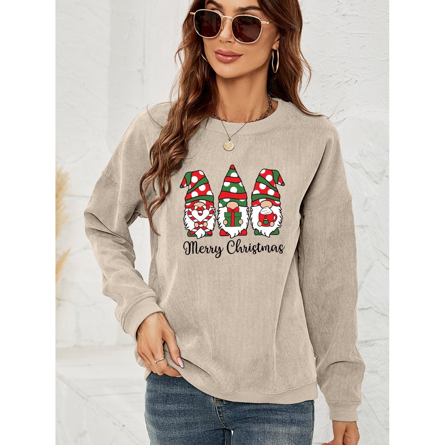 MERRY CHRISTMAS Graphic Sweatshirt