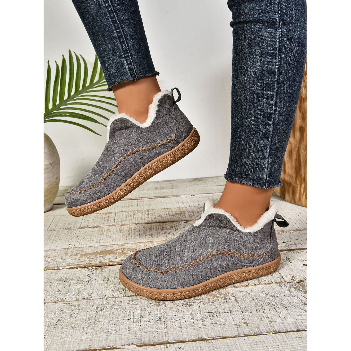 Faux Fur Round Toe Flat Sneakers