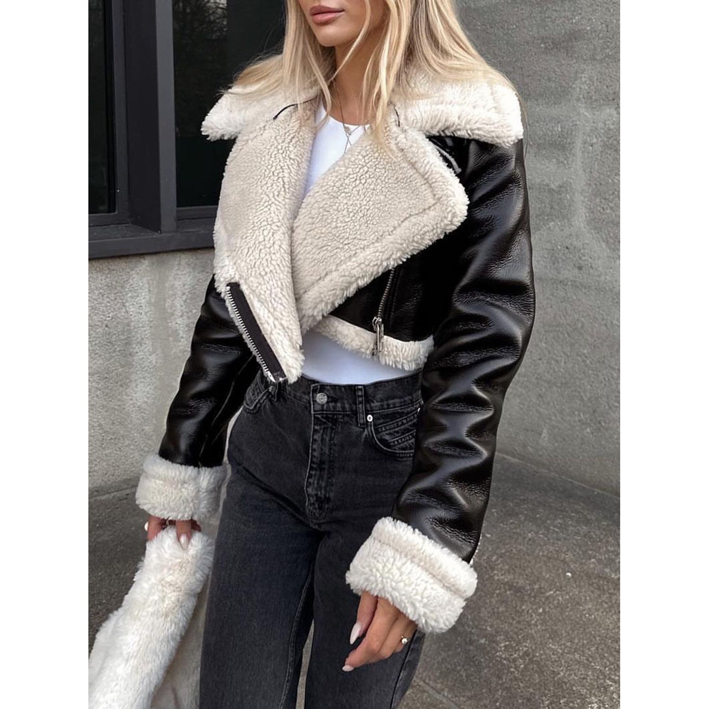 Collared Neck Long Sleeve Plush Cropped Jacket