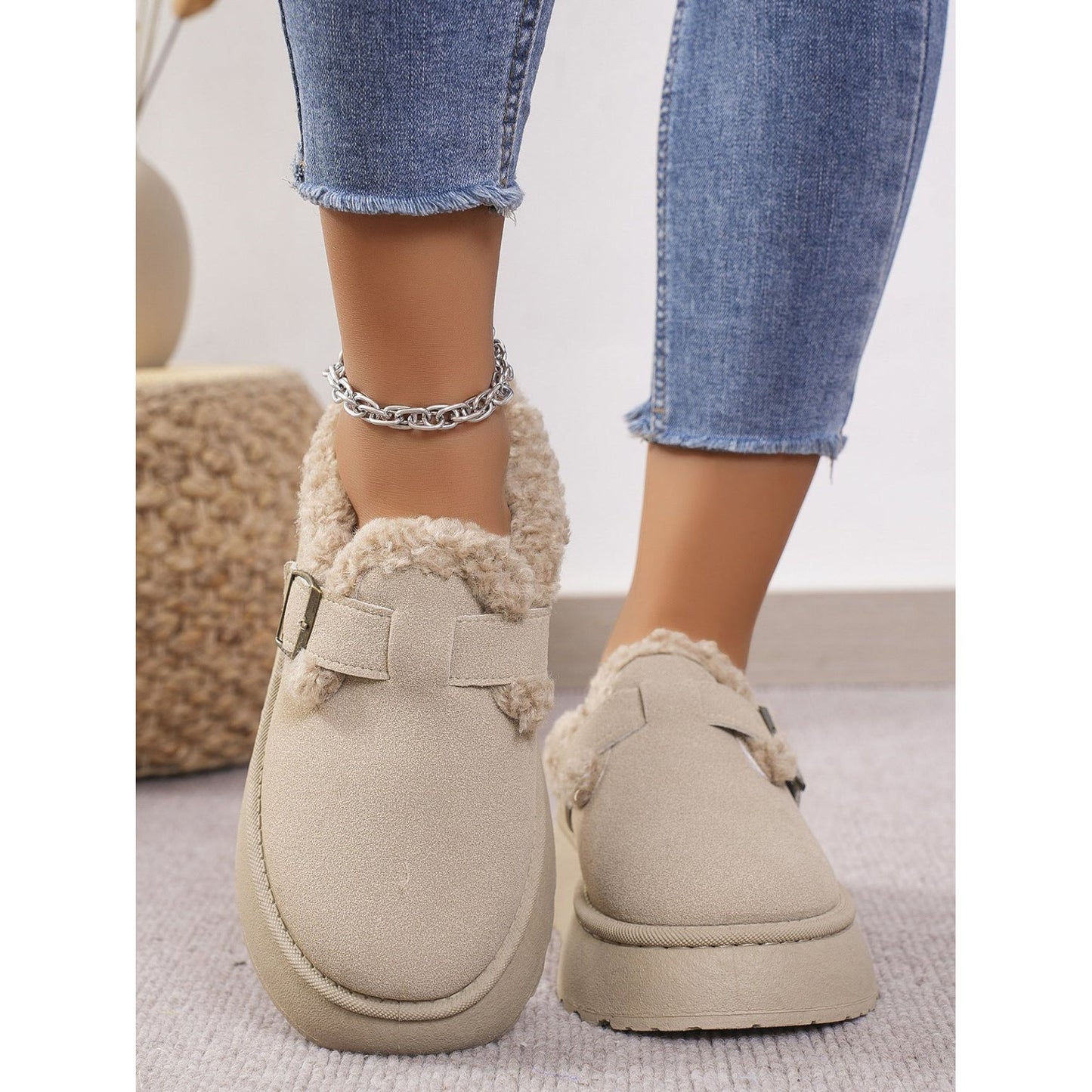 Thermal Fuzzy Buckle Platform Slippers