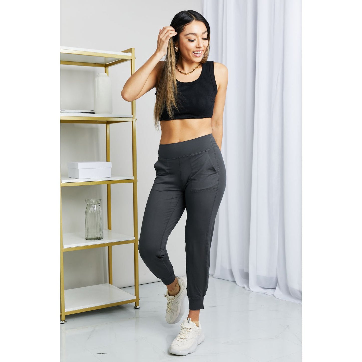 Leggings Depot Full Size Wide Waistband Cropped Joggers