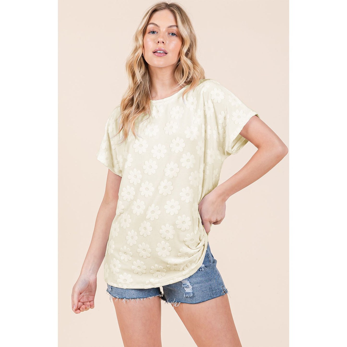 BOMBOM Textured Floral Pattern Short Sleeve T-Shirt