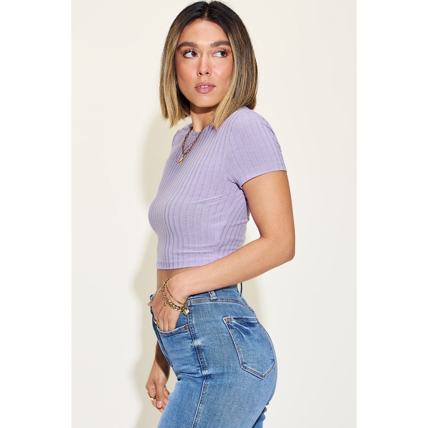 Basic Bae Full Size Ribbed Round Neck Short Sleeve T-Shirt