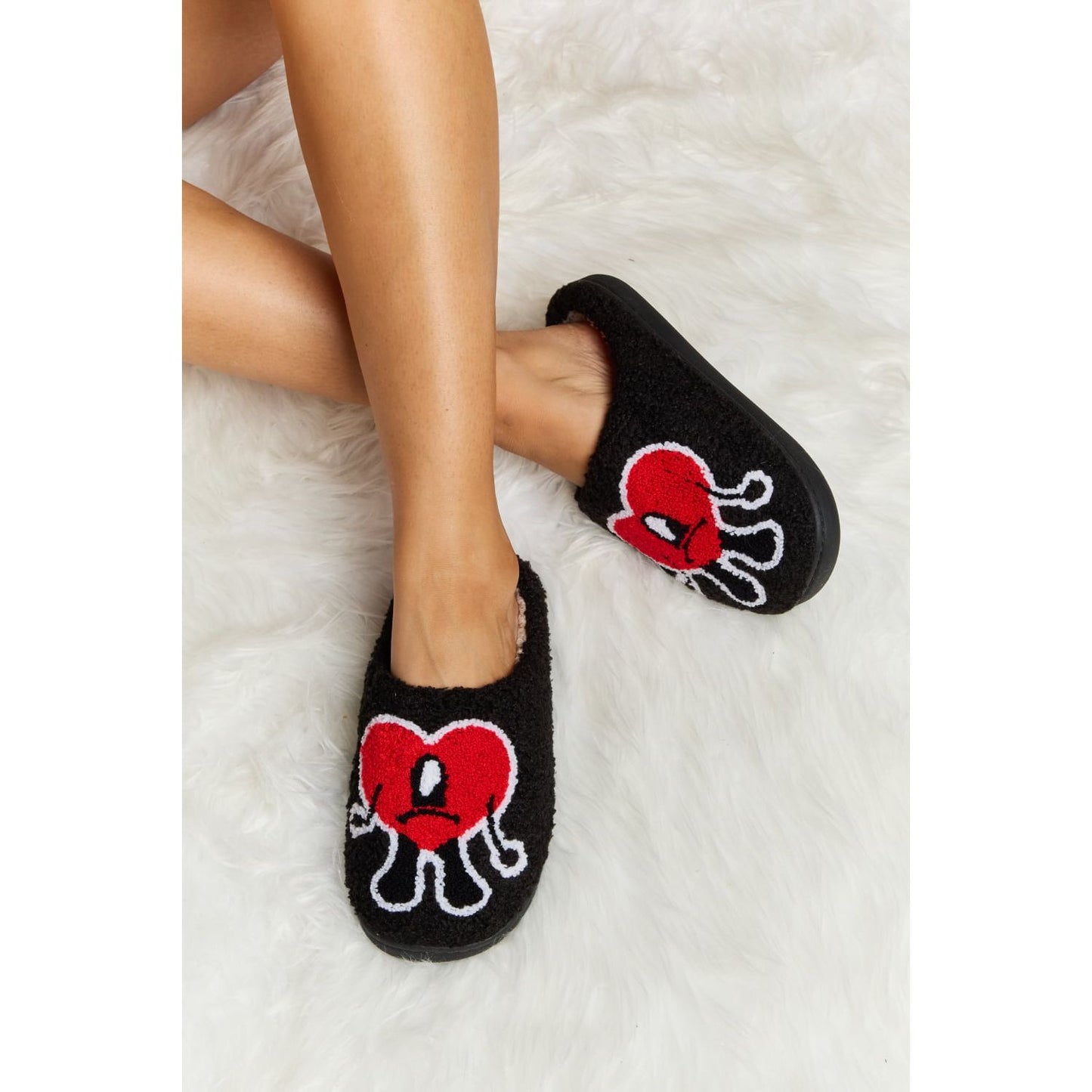 Melody Love Heart Print Plush Slippers