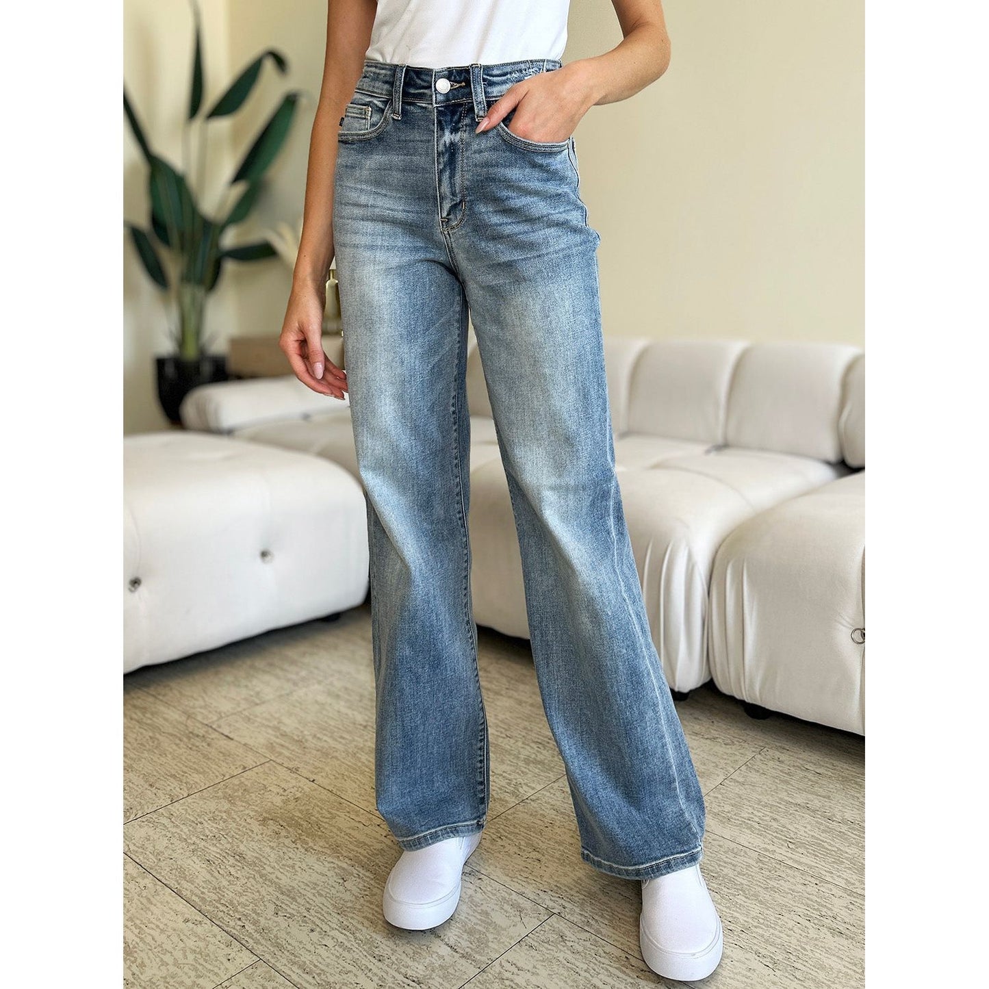 Judy Blue Full Size High Waist Straight Jeans