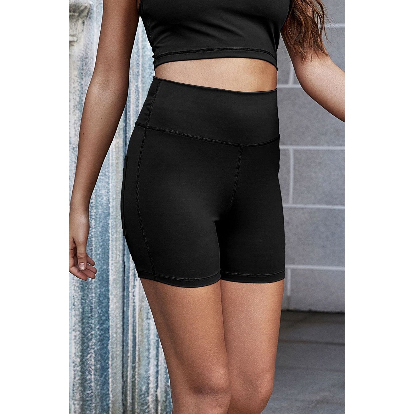 Exposed Seam Decorative Button Yoga Shorts