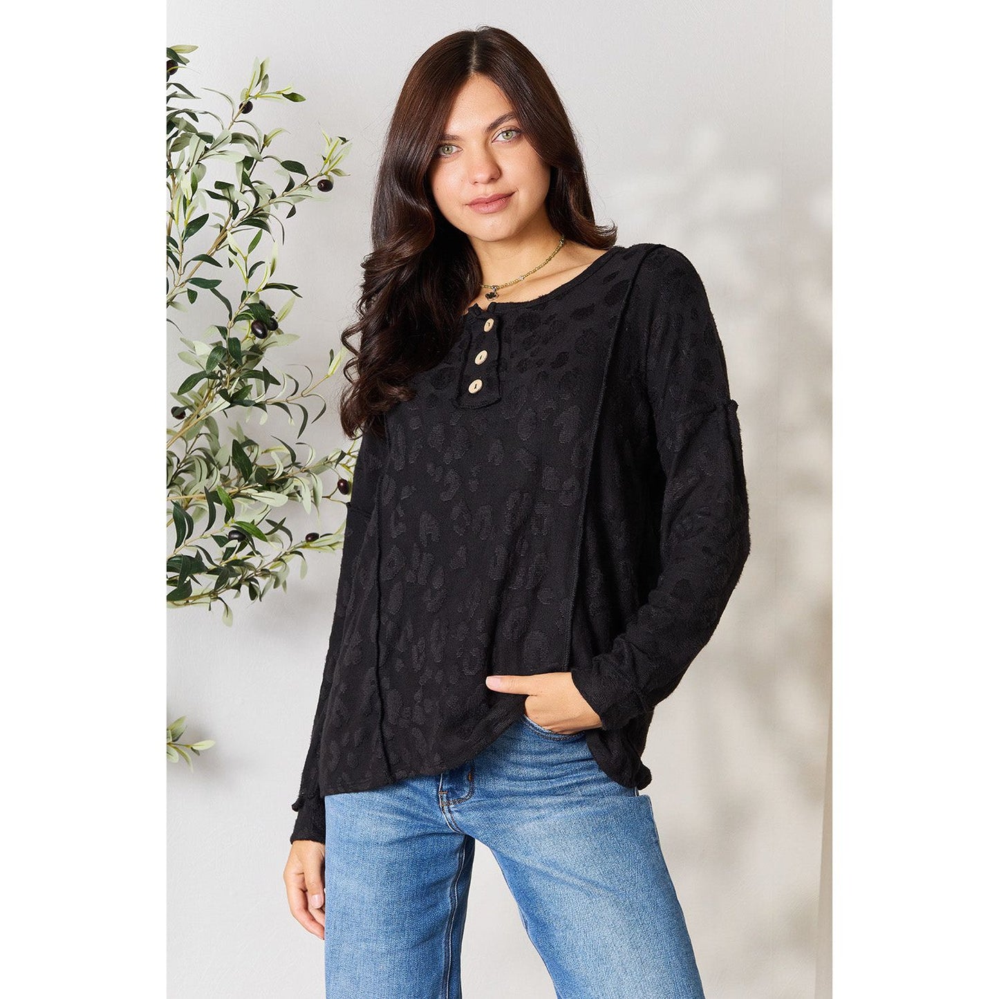 BOMBOM Textured Exposed Seam Buttoned Blouse