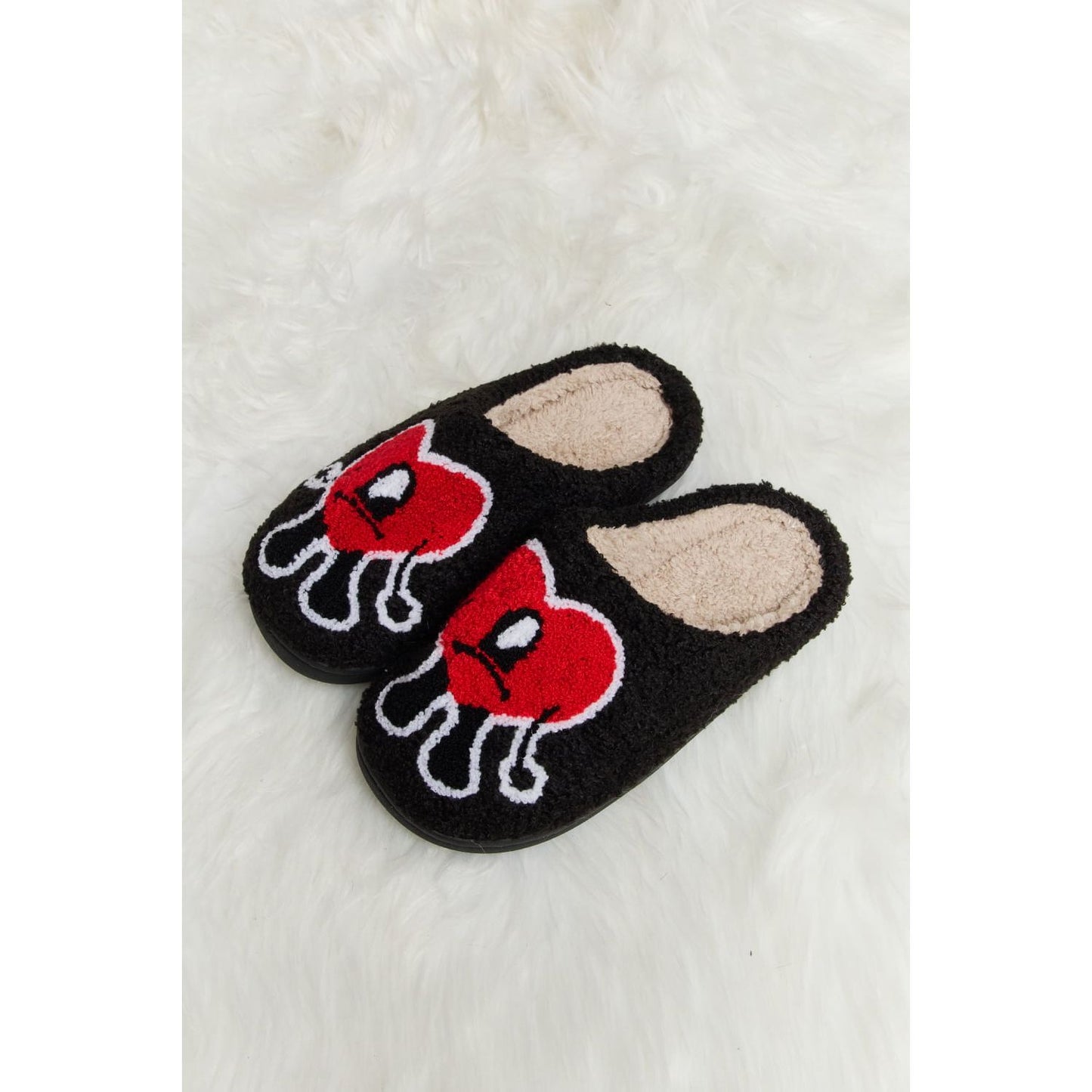 Melody Love Heart Print Plush Slippers