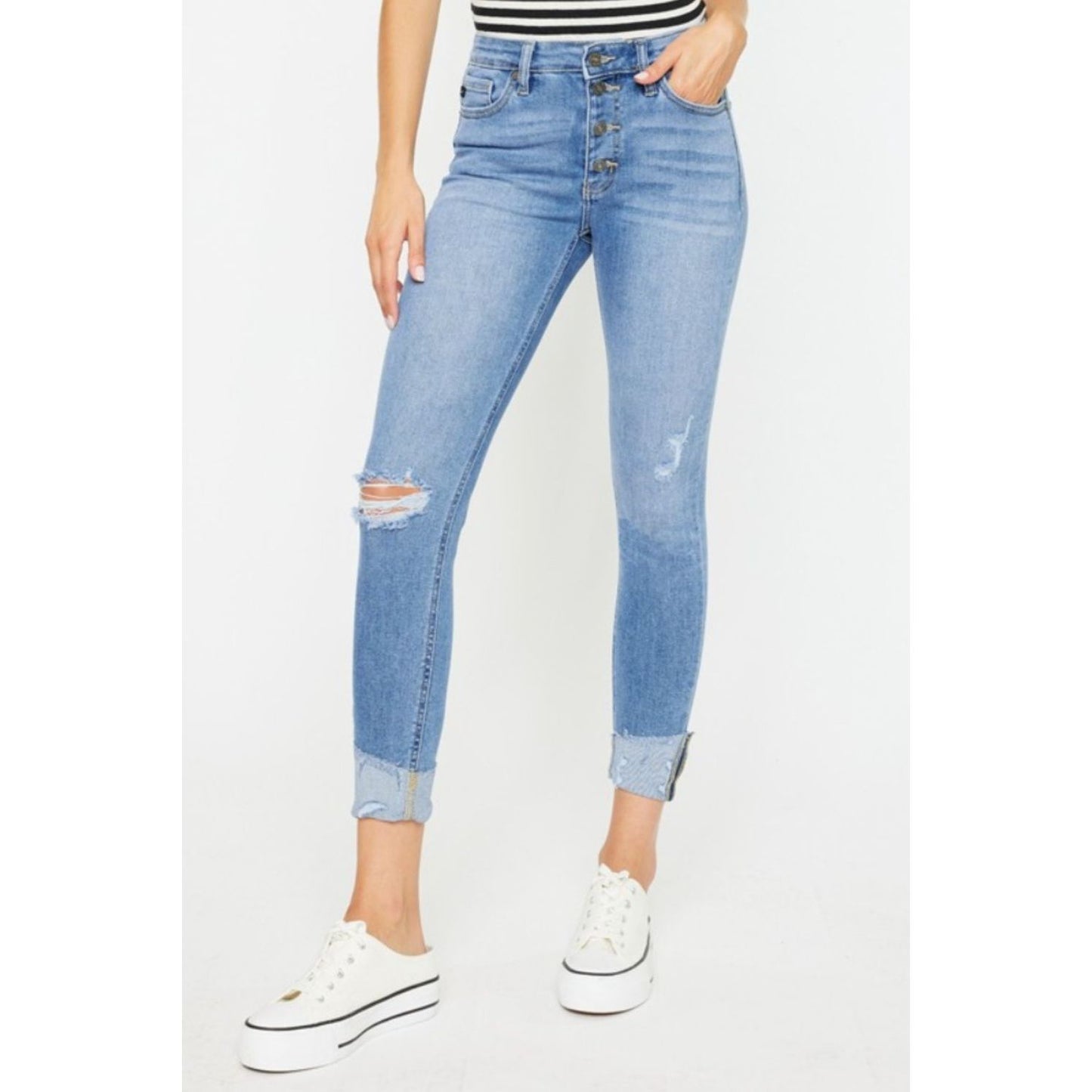 Kancan Distressed Cat's Whiskers Button Fly Jeans