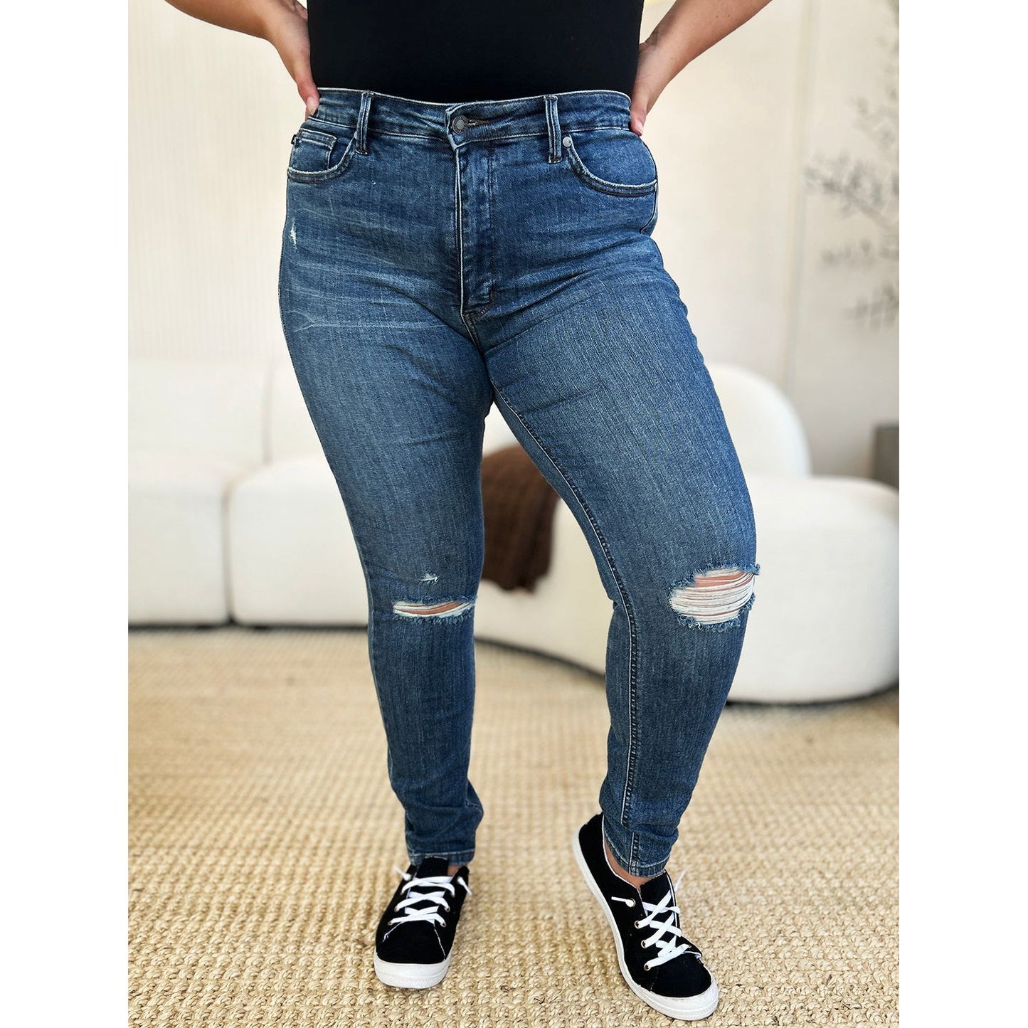 Judy Blue Full Size Mid Waist Distressed Slim Jeans