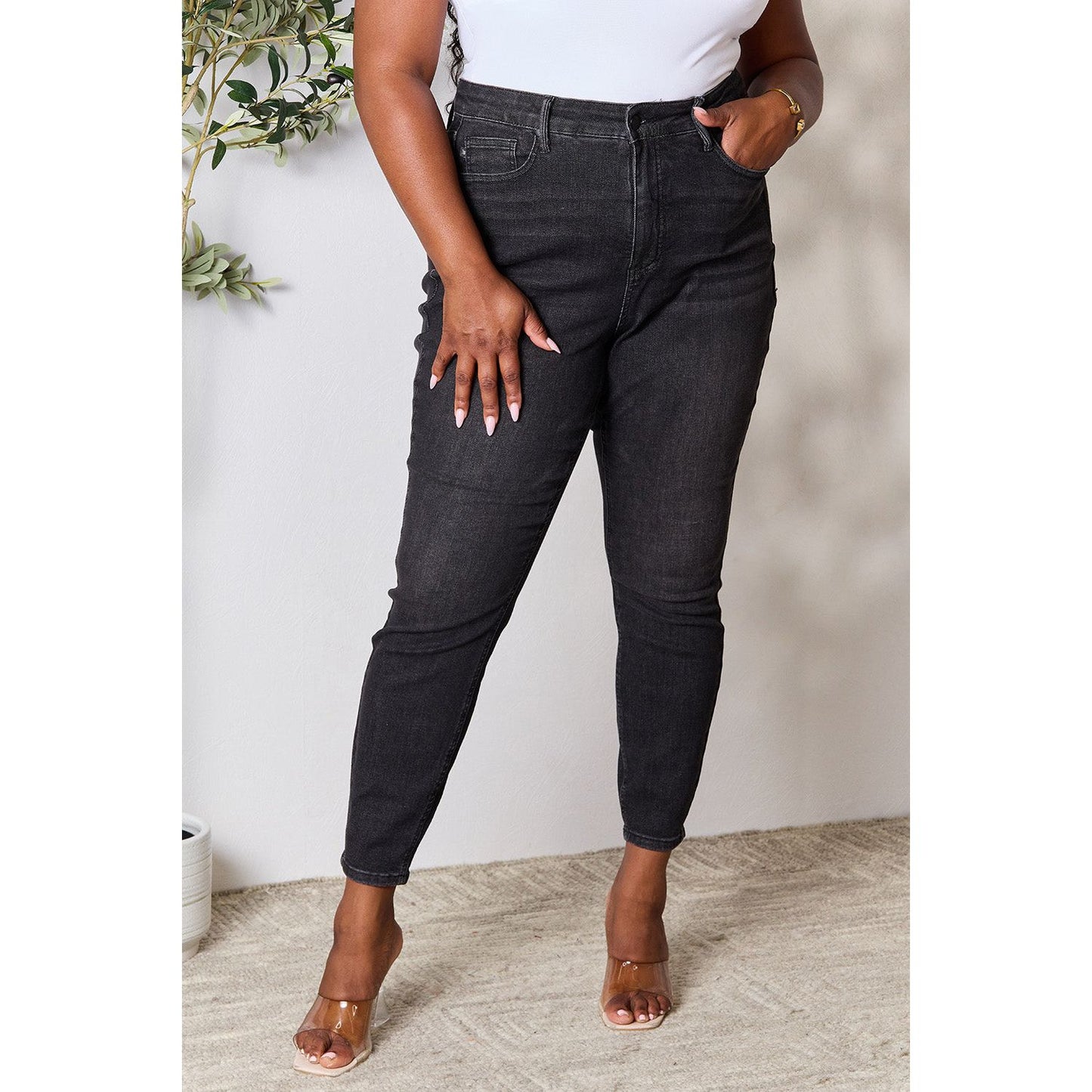 Judy Blue Full Size Tummy Control High Waist Denim Jeans