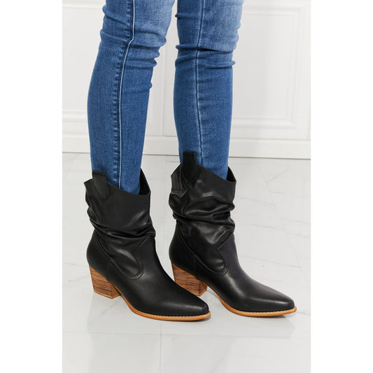 MMShoes Better in Texas Scrunch Cowboy Boots in Black