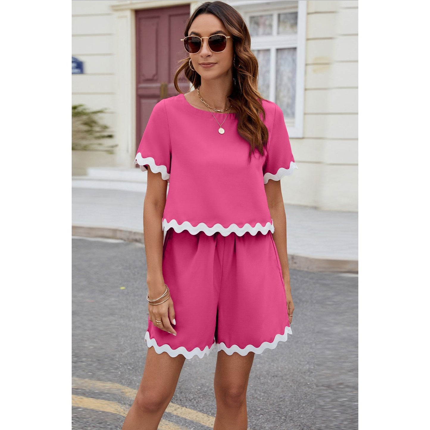 Contrast Trim Round Neck Top and Shorts Set