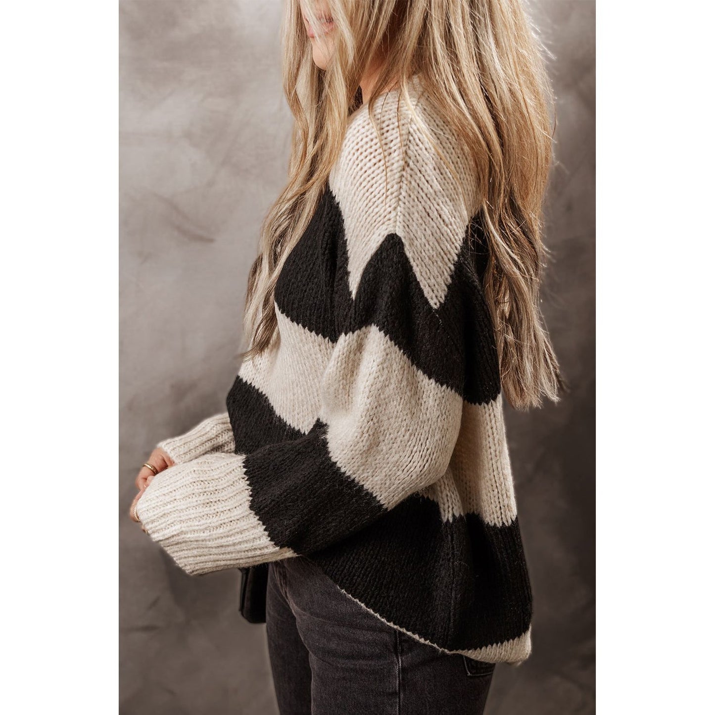 Color Block Round Neck Sweater