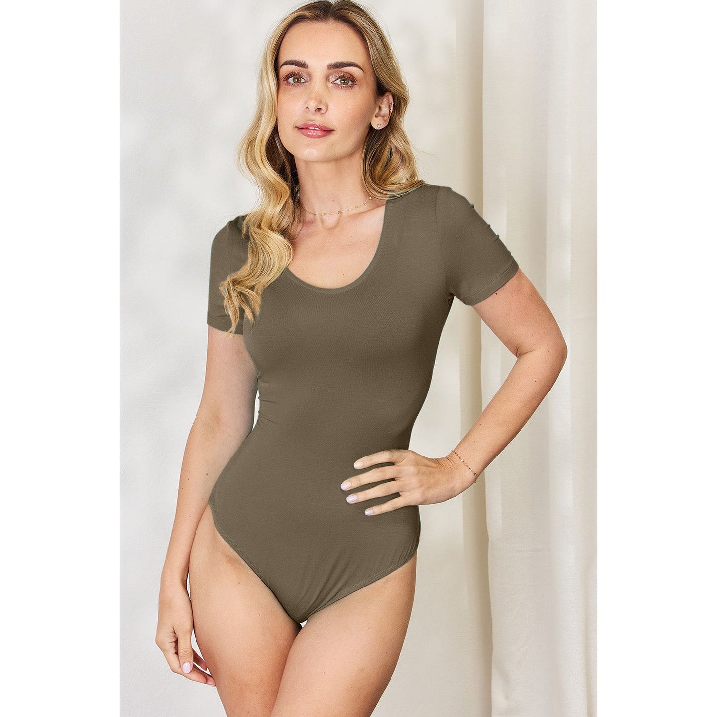 Basic Bae Full Size Round Neck Short Sleeve Bodysuit