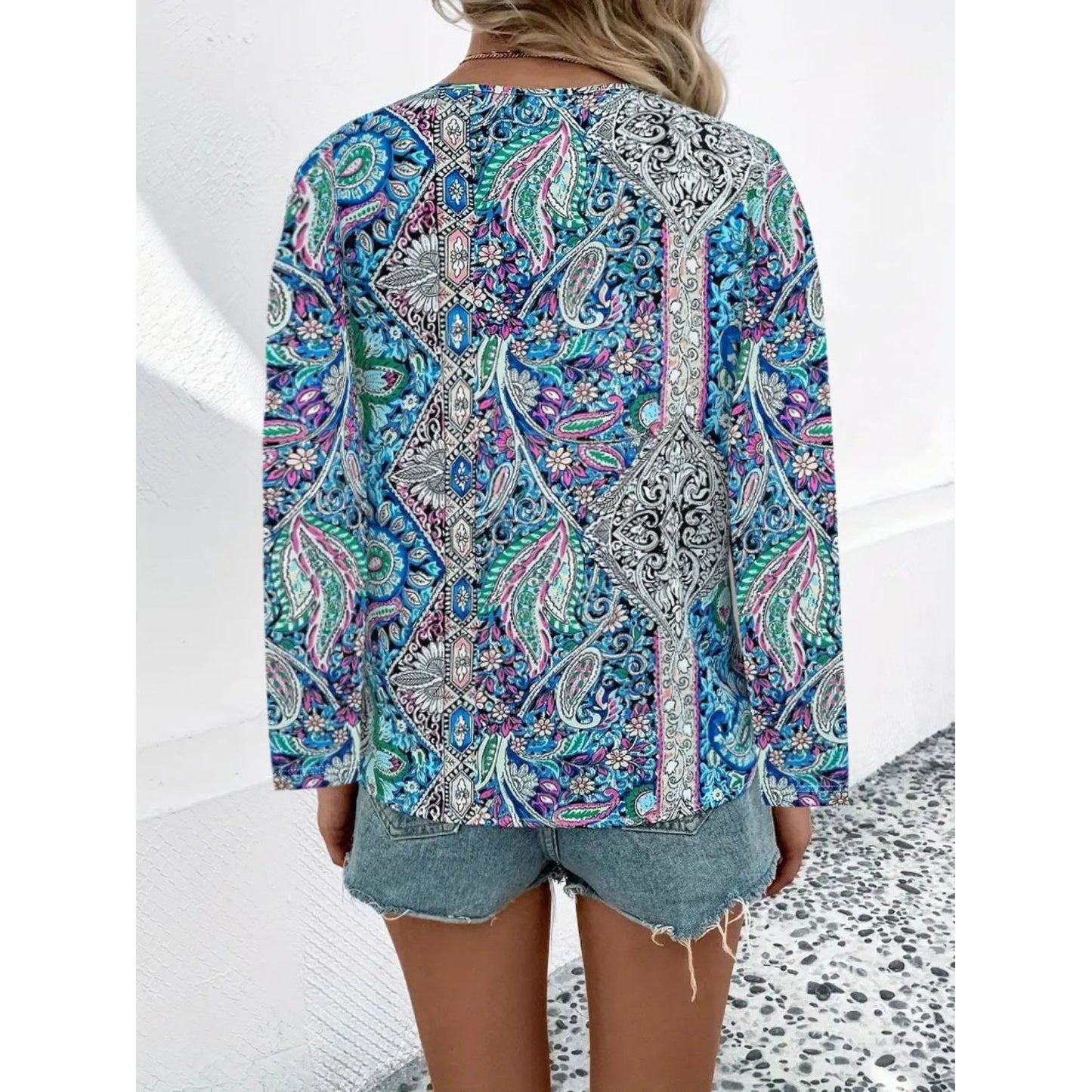 Printed V-Neck Long Sleeve Blouse