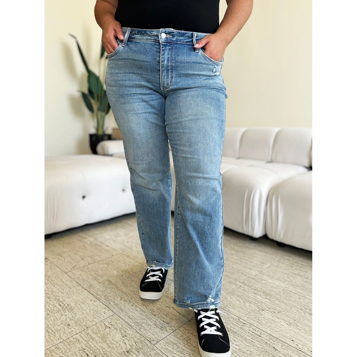 Judy Blue Full Size Mid Rise Distressed Straight Jeans