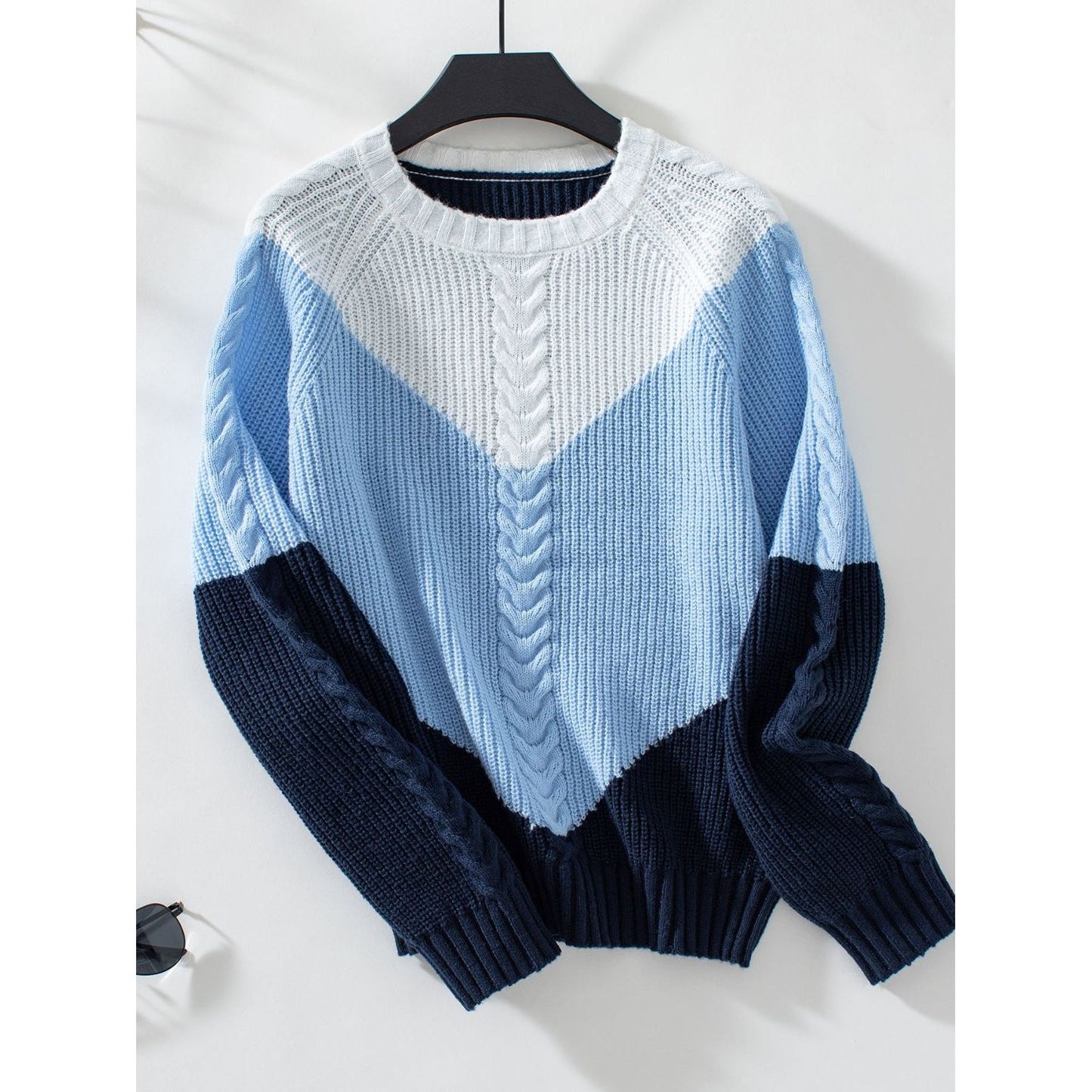 Color Block Round Neck Long Sleeve Sweater