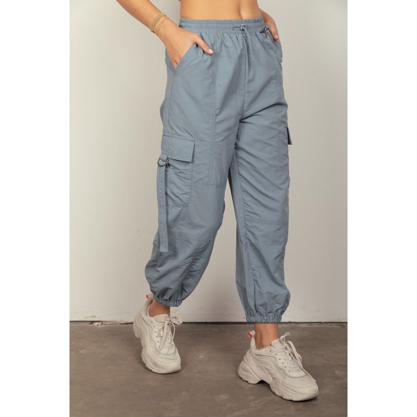 VERY J Elastic Waist Woven Cargo Pants