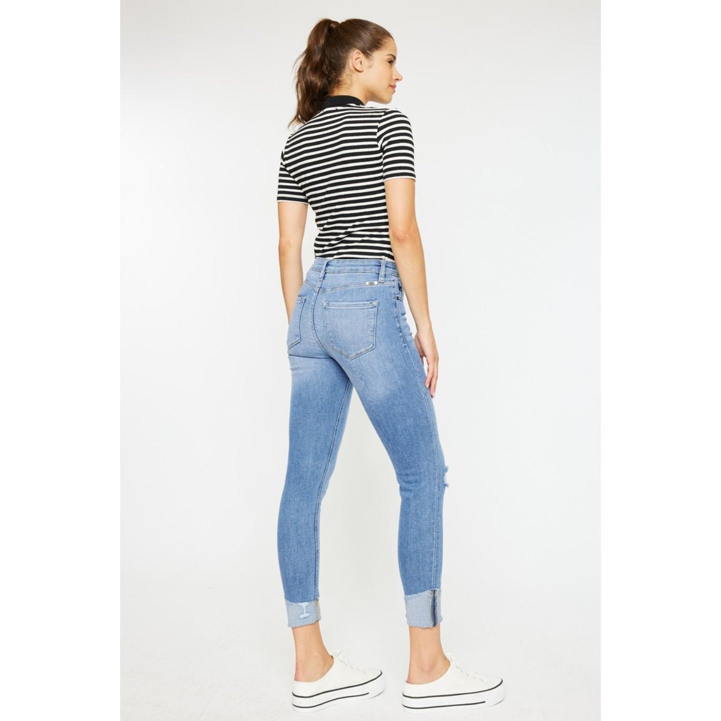 Kancan Distressed Cat's Whiskers Button Fly Jeans