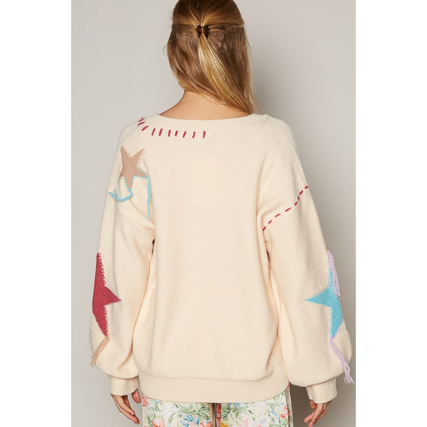 POL V-Neck Long Sleeve Star Fringe Sweater