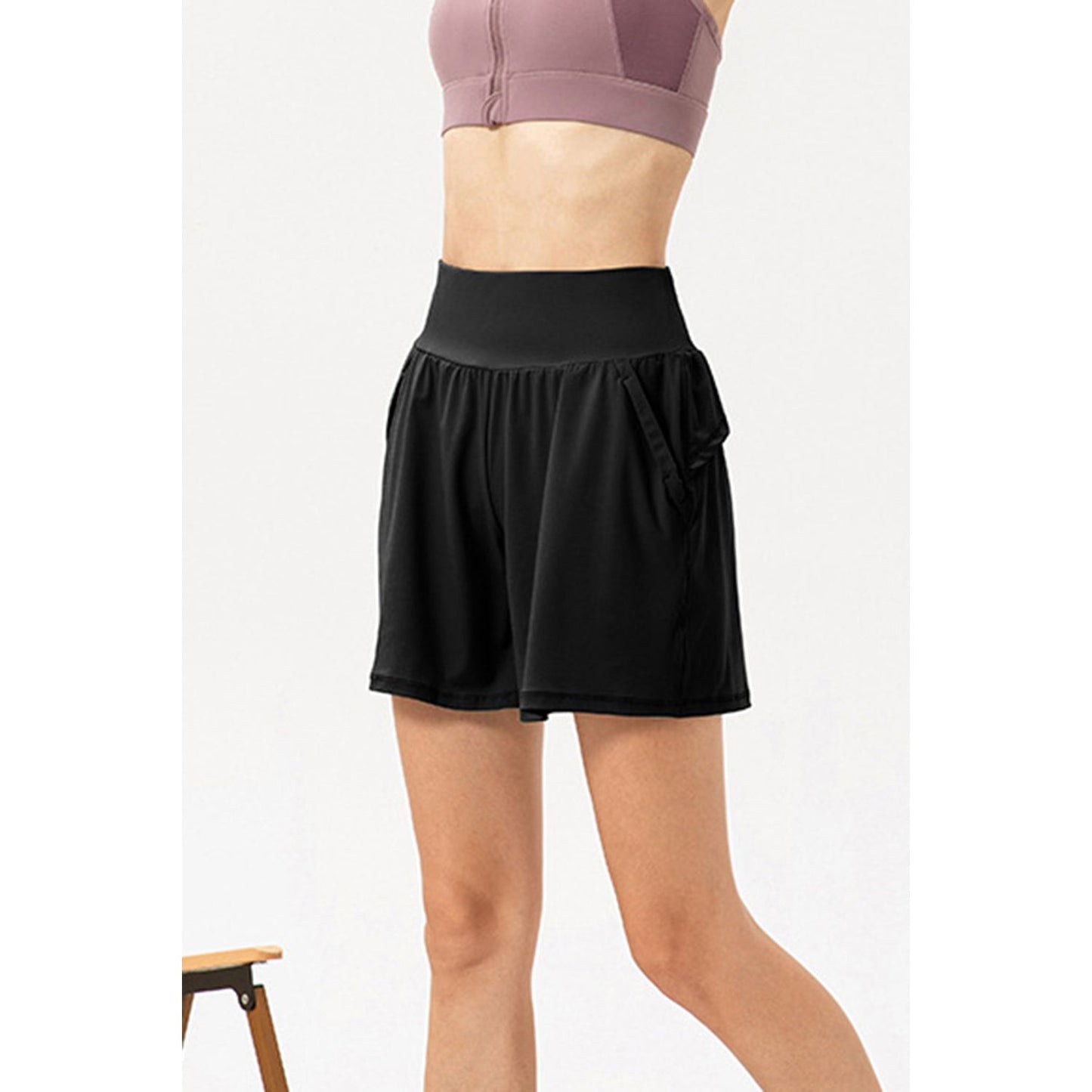 Pocketed Elastic Waist Active Shorts